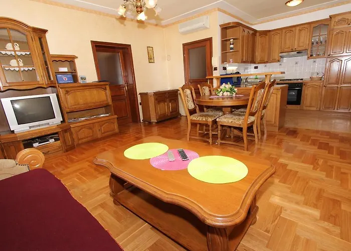 Apartment Hari